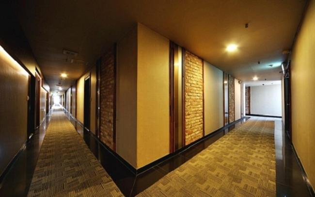 Central Hotel Changwon Exteriör bild