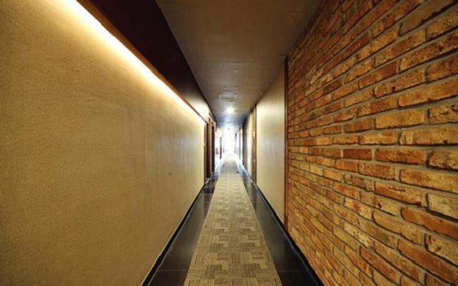 Central Hotel Changwon Exteriör bild